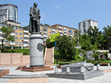 Памятник Муравьёву-Амурскому